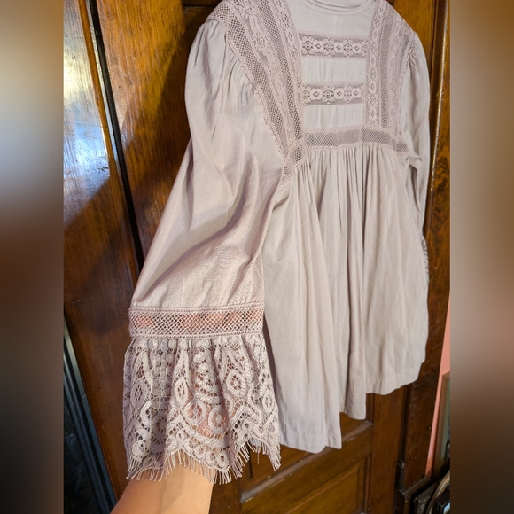 Free People Butterfly Babydoll Blouse Tee Embroidered Boho Anthropologie Small - Picture 5 of 12